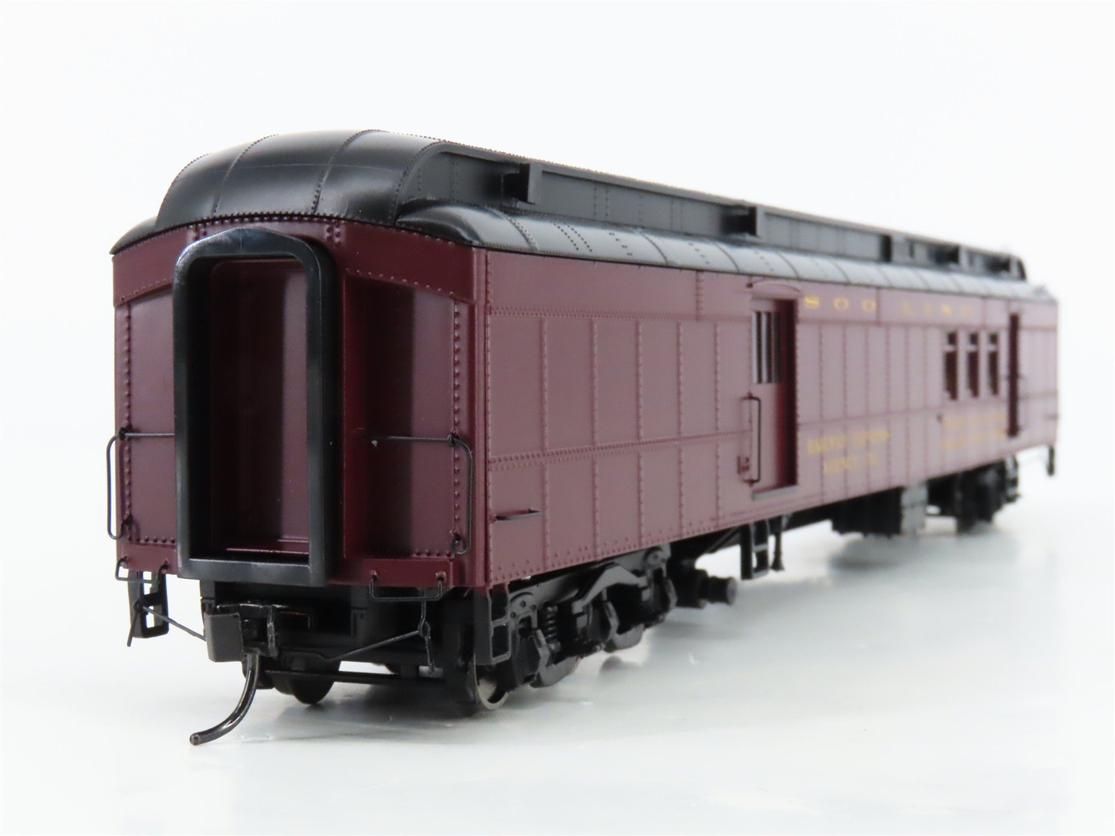 HO Walthers Proto 920-17407 SOO Line 70' Heavyweight RPO-Baggage Passenger Car