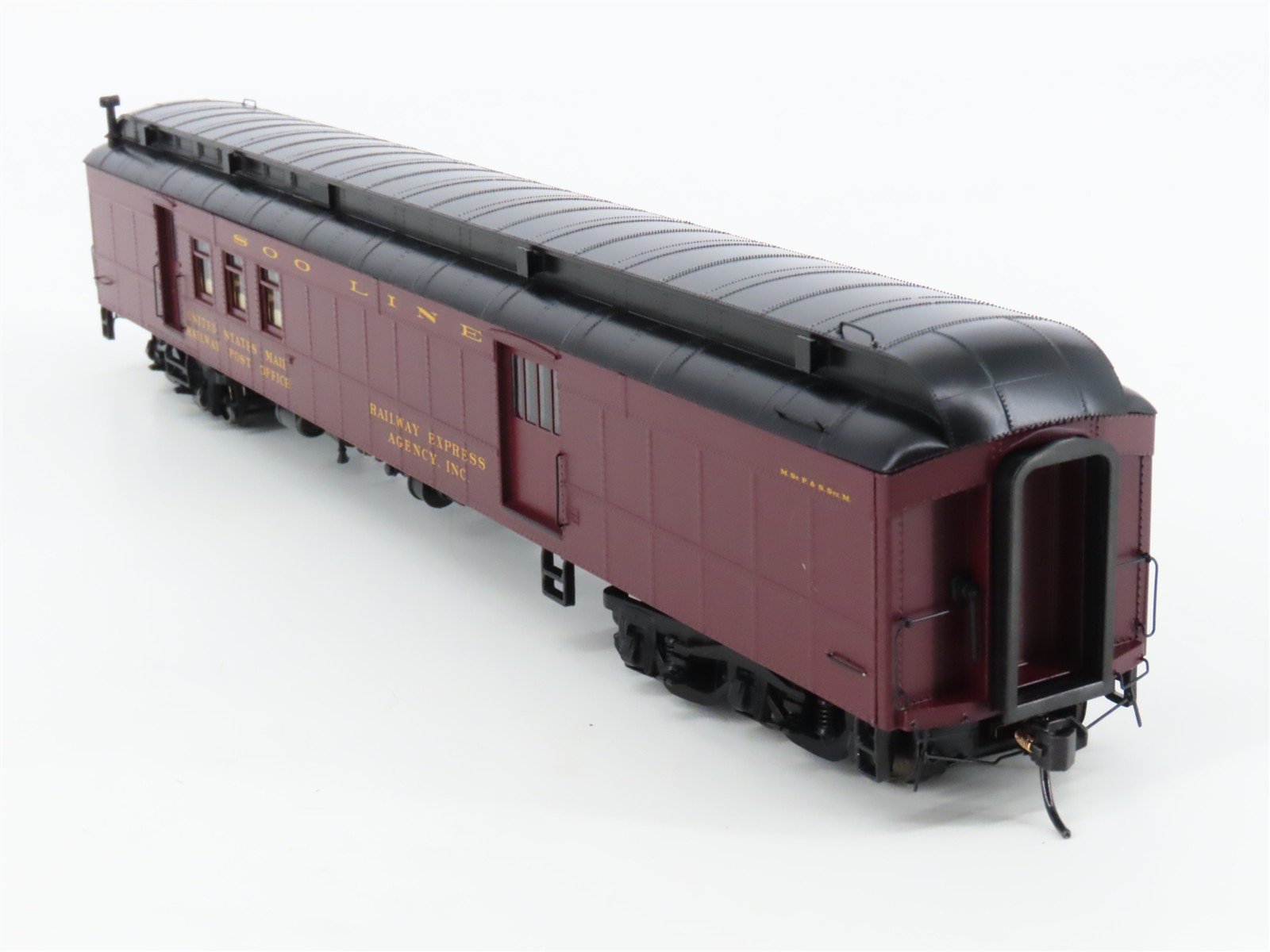 HO Walthers Proto 920-17407 SOO Line 70' Heavyweight RPO-Baggage Passenger Car