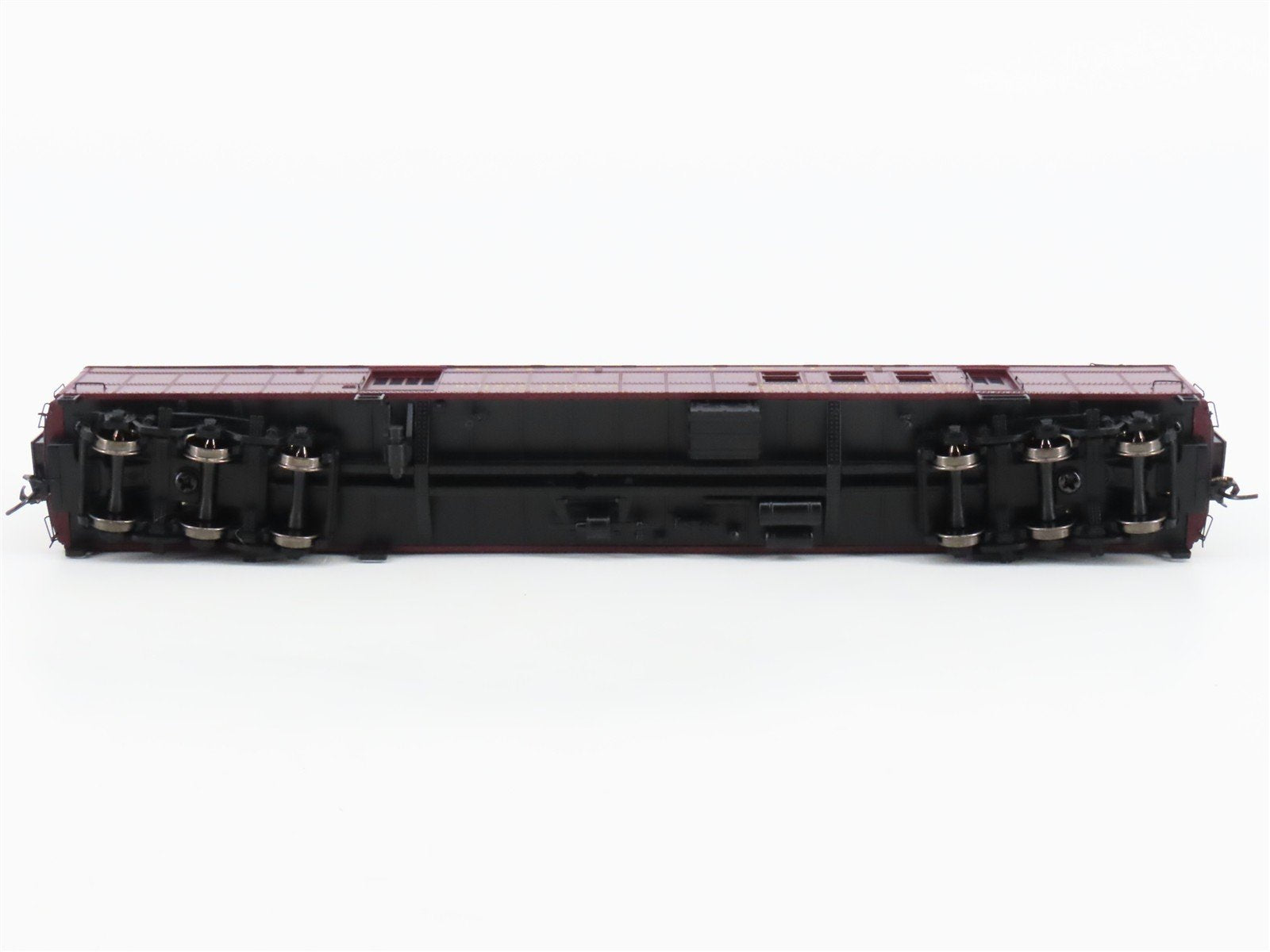 HO Walthers Proto 920-17407 SOO Line 70' Heavyweight RPO-Baggage Passenger Car