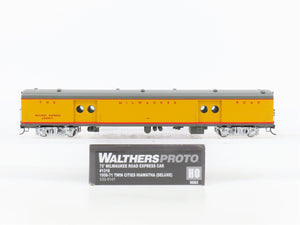 HO Walthers Proto 920-9141 MILW Hiawatha 75' Baggage Passenger #1318 w/ Lighting