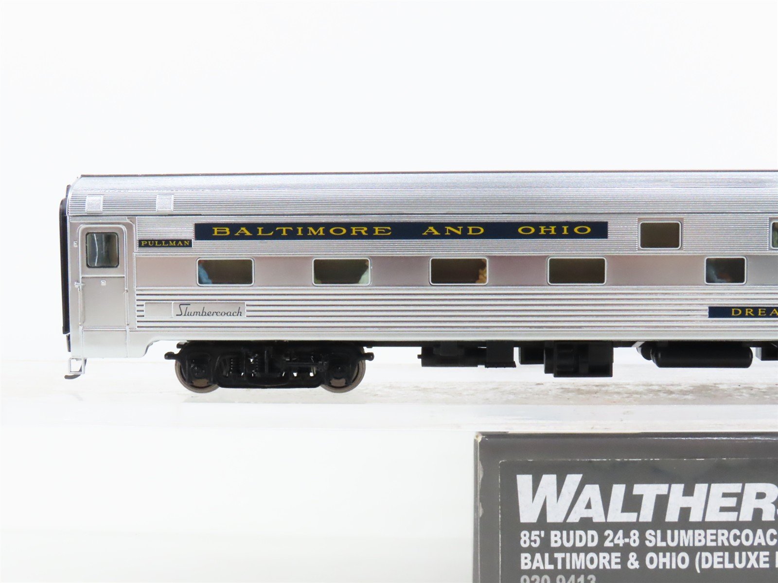 HO Walthers Proto 920-9413 B&O Budd 85' 24-8 Slumbercoach Passenger 