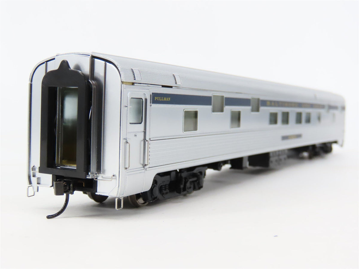 HO Walthers Proto 920-9414 B&amp;O Budd 85&#39; Sleeper Passenger &quot;Robin&quot; w/ Lighting