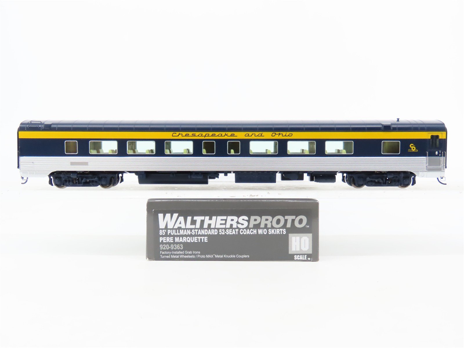 HO Walthers Proto 920-9363 C&O "Pere Marquette" 52-Seat Coach Passenger Car