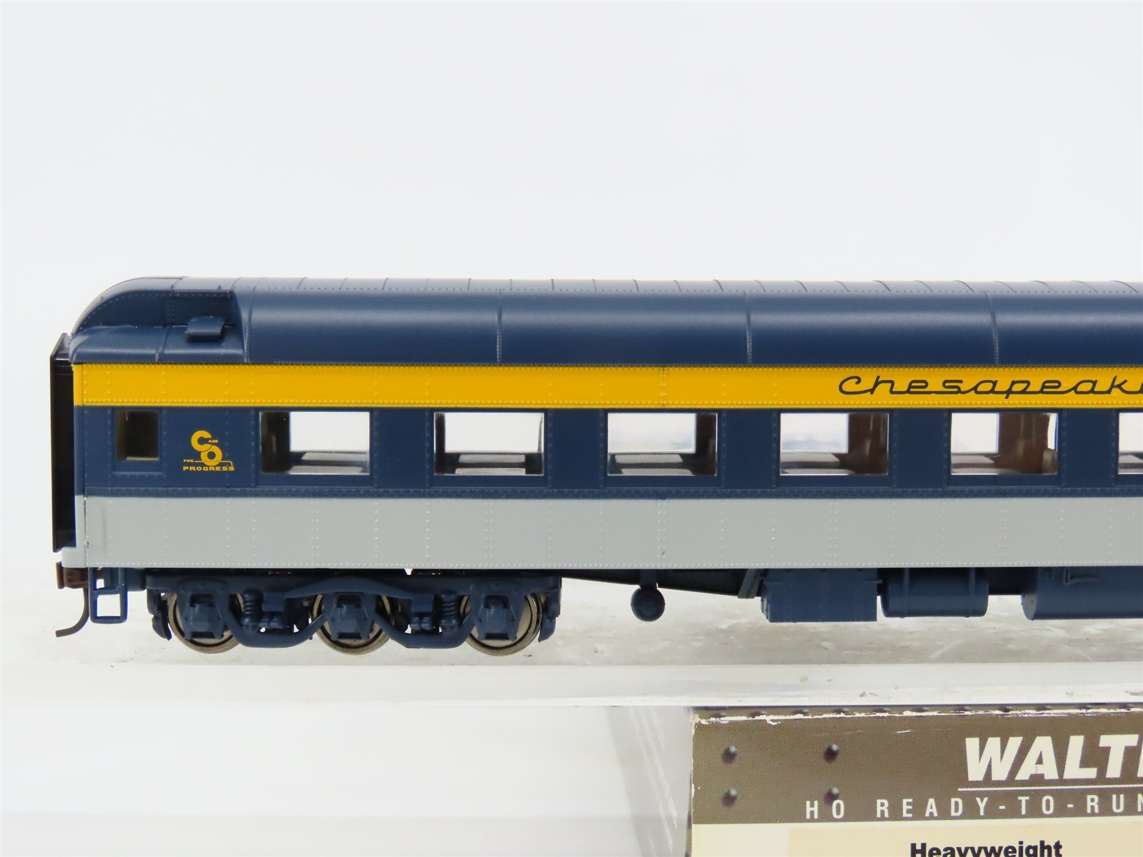 HO Scale Walthers 932-10168 C&O Chesapeake & Ohio Heavyweight Diner Passenger