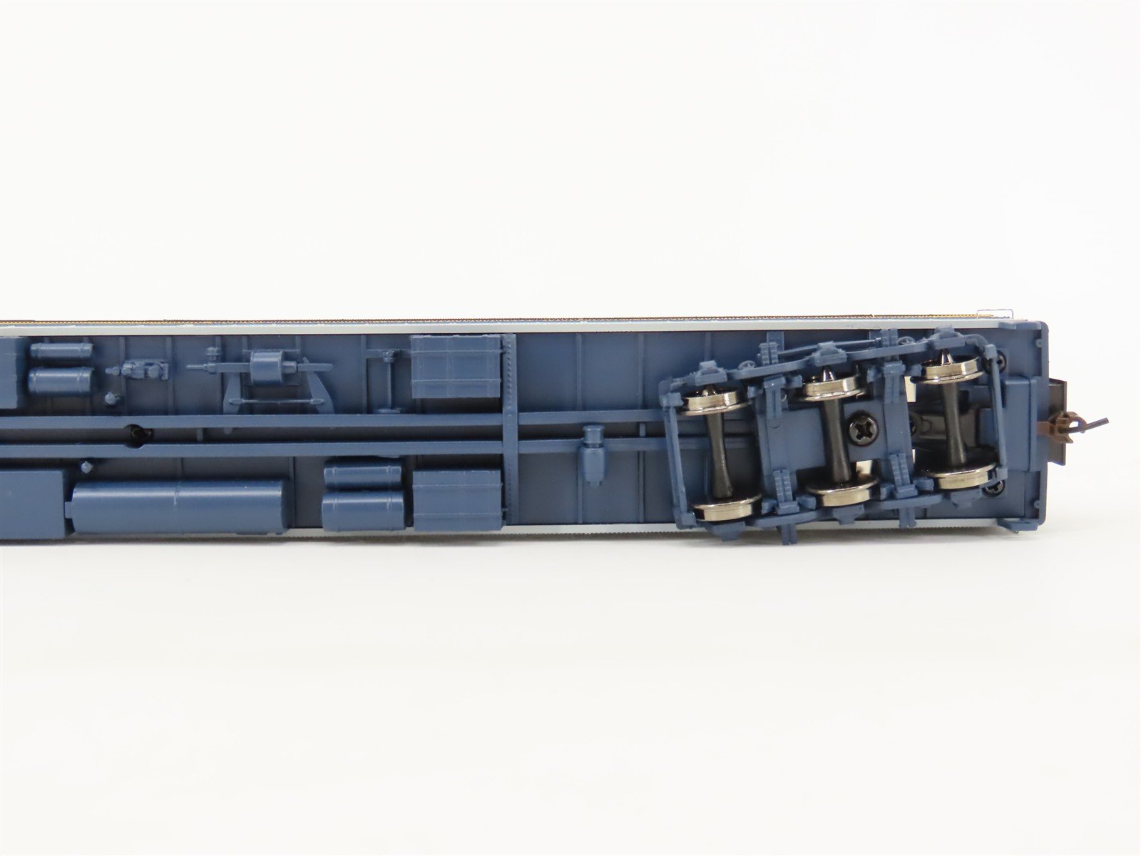 HO Scale Walthers 932-10168 C&O Chesapeake & Ohio Heavyweight Diner Passenger
