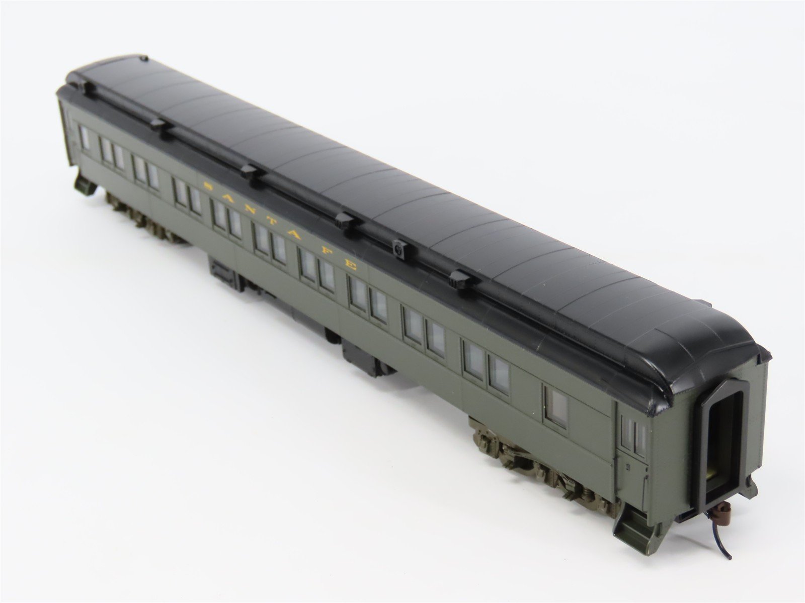 HO Walthers 932-10302 ATSF Santa Fe Pullman Heavyweight 28-1 Parlor Passenger