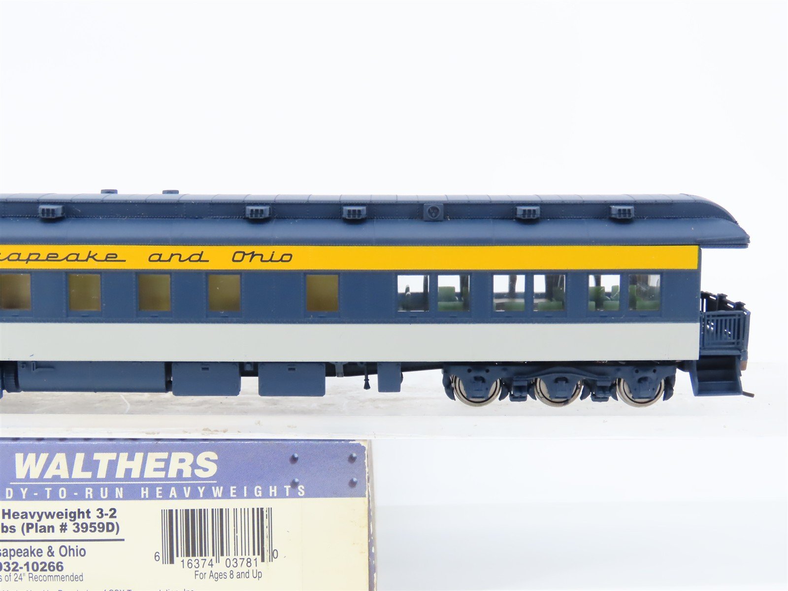 HO Walthers 932-10266 C&O Chesapeake & Ohio Heavyweight 3-2 Lounge-Obs Passenger