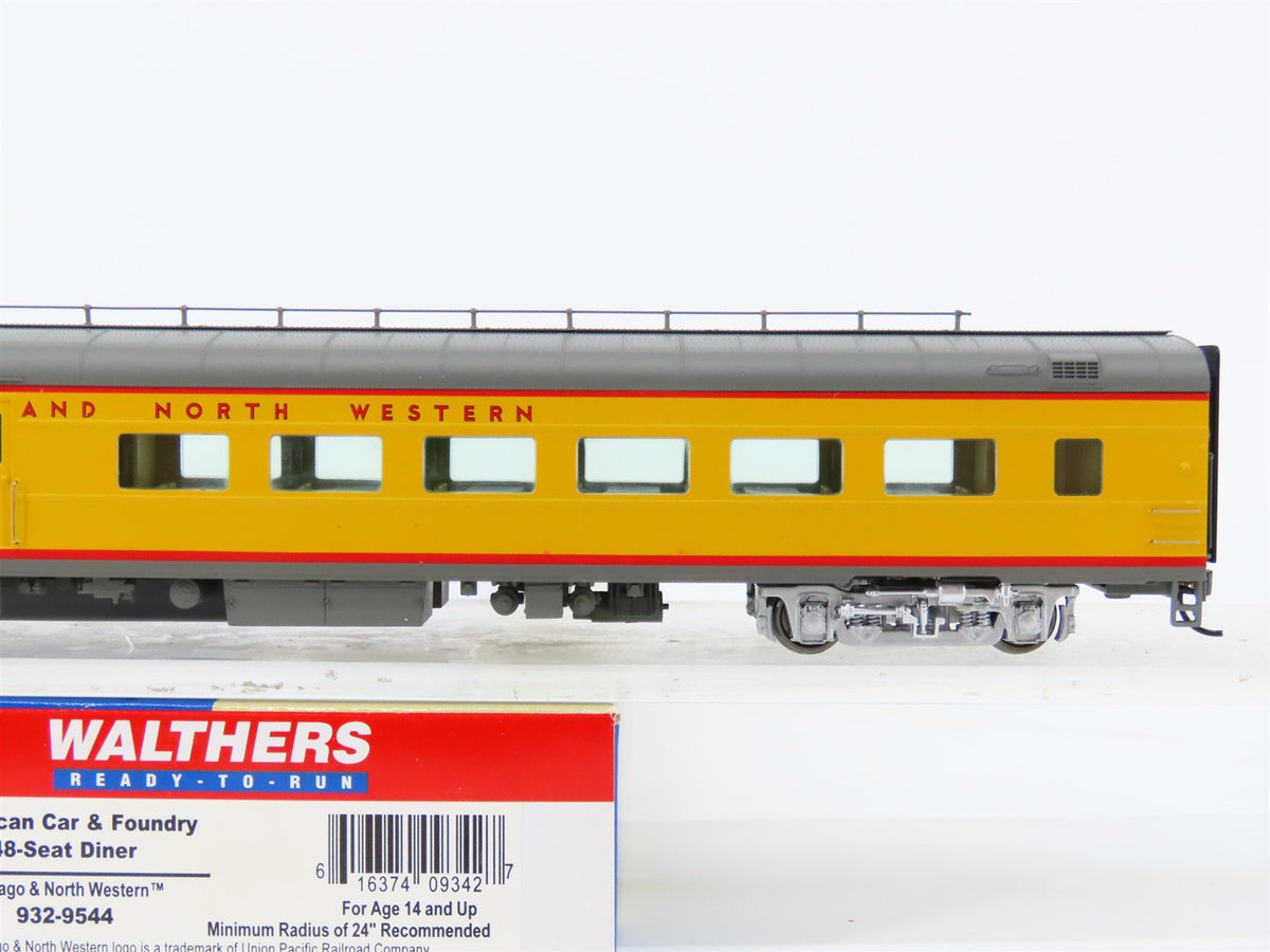 HO Scale Walthers 932-9544 CNW &quot;UP Scheme&quot; ACF 48-Seat Diner Passenger Car
