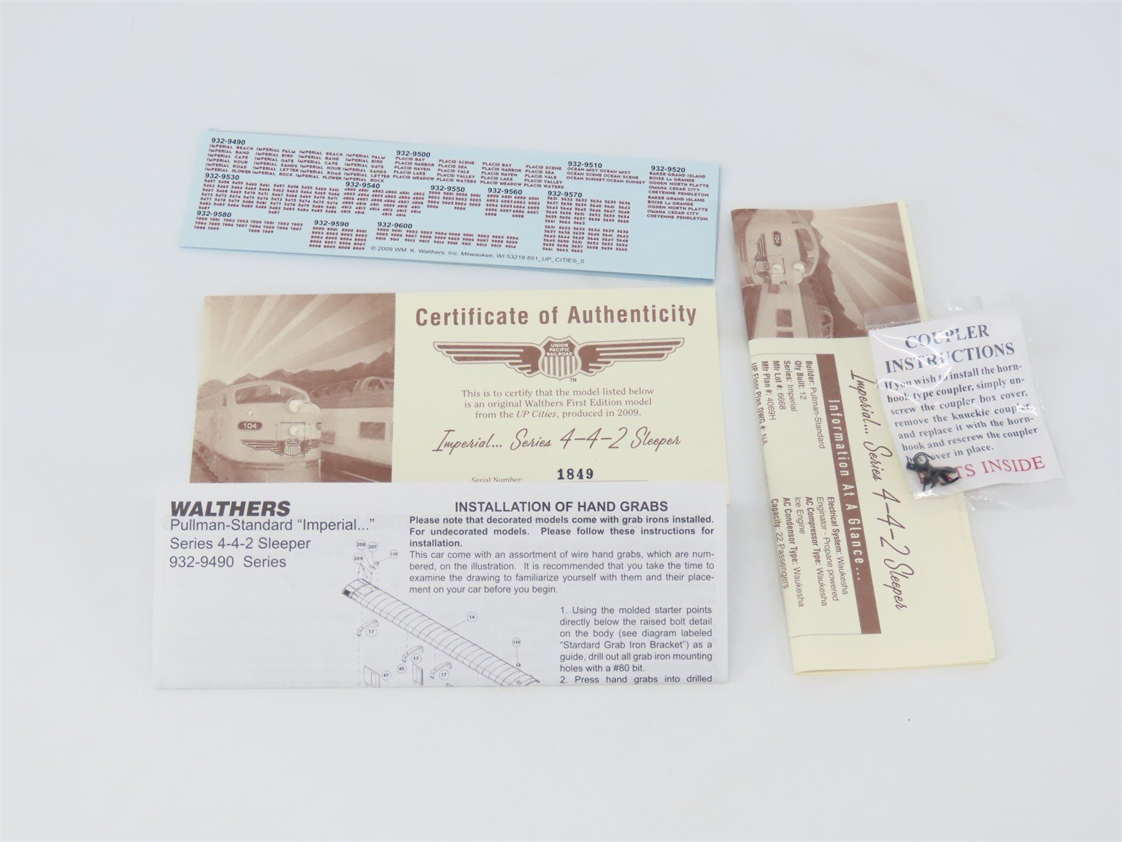 HO Walthers First Edition 932-9490 UP Union Pacific PS 4-4-2 Sleeper Passenger