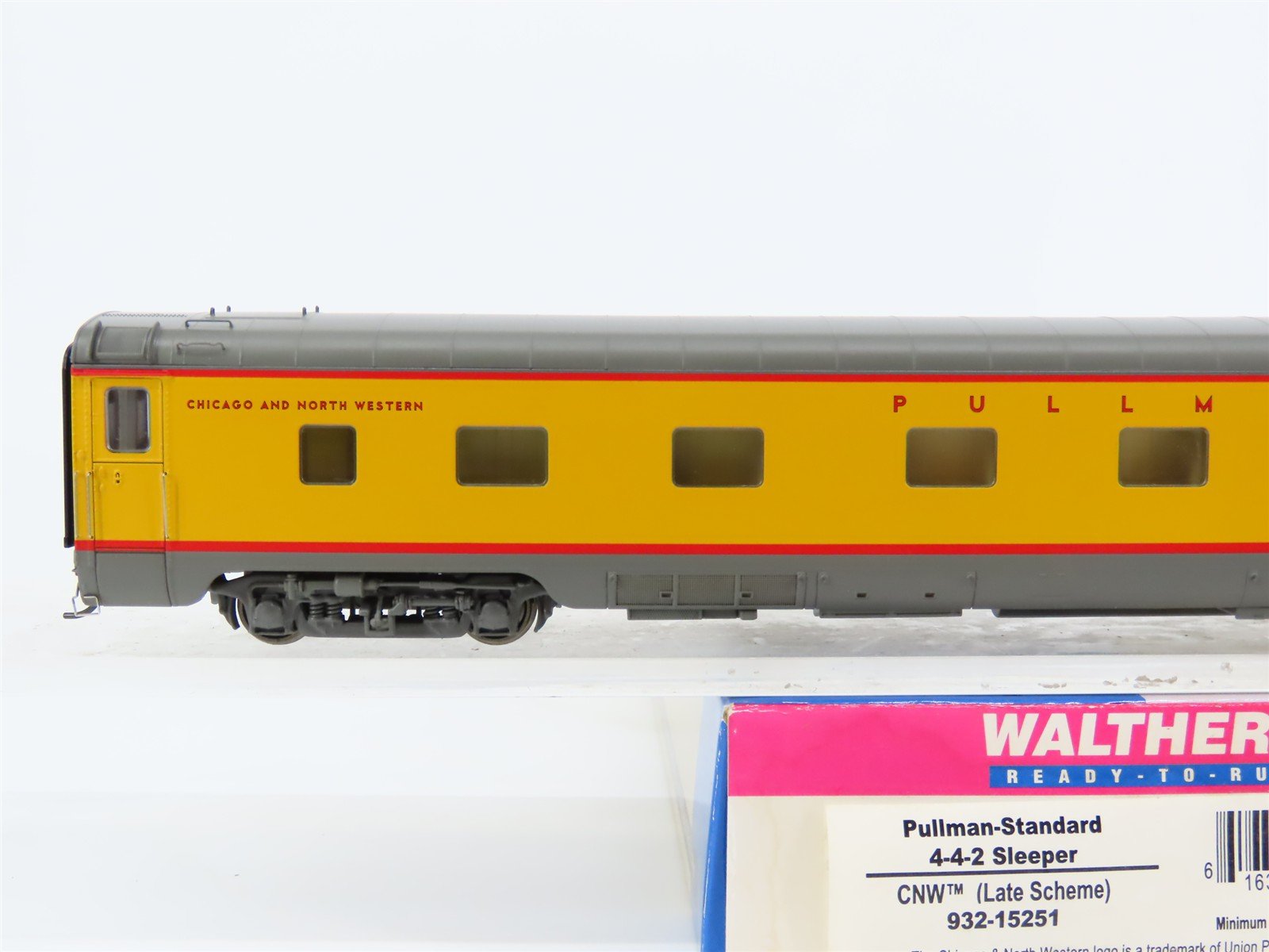 HO Walthers 932-15251 CNW (Late) 