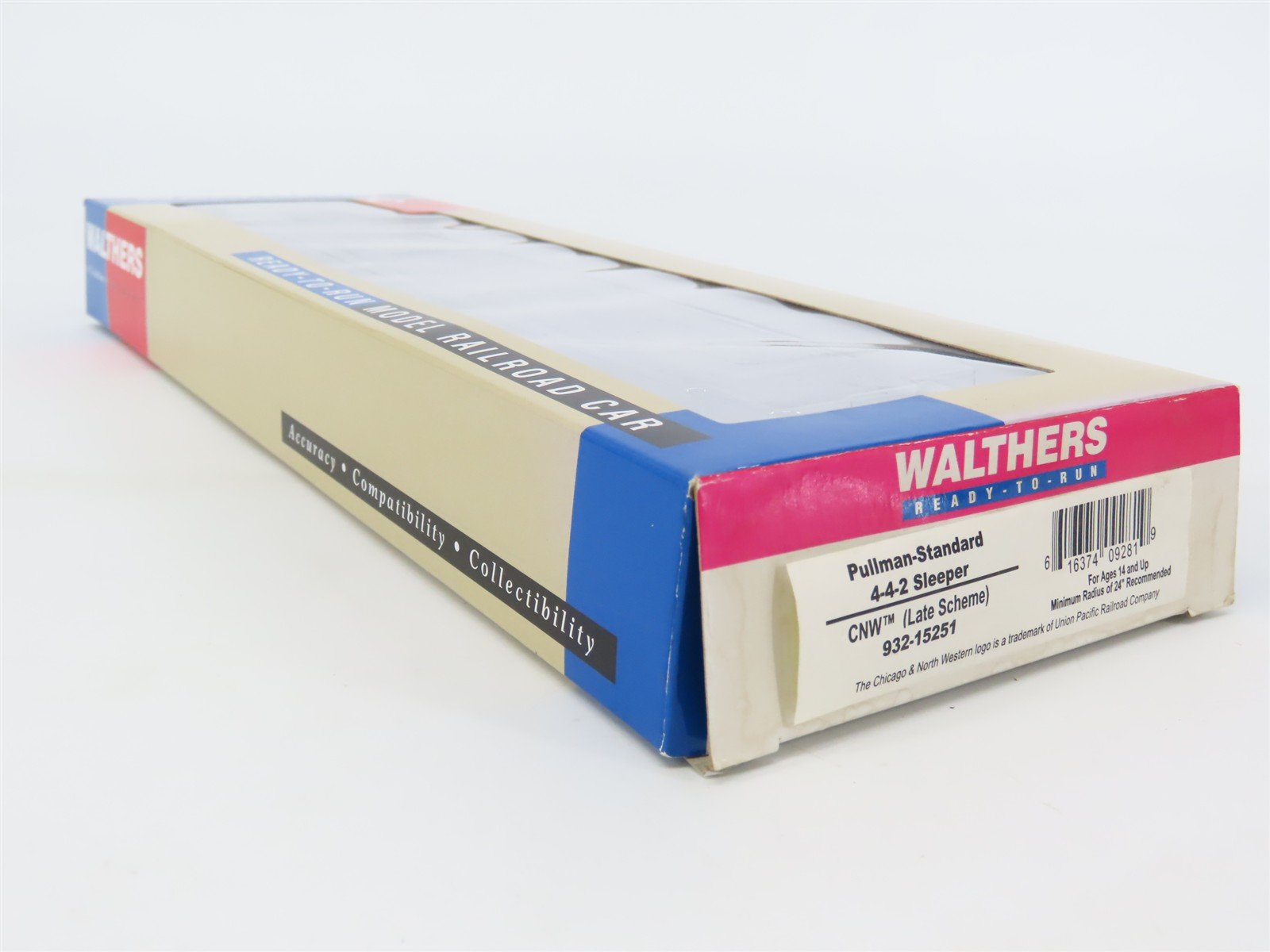 HO Walthers 932-15251 CNW (Late) 