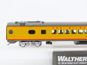 HO Walthers Proto 920-9150 MILW Hiawatha 85' Coach Passenger #513 w/ Lighting