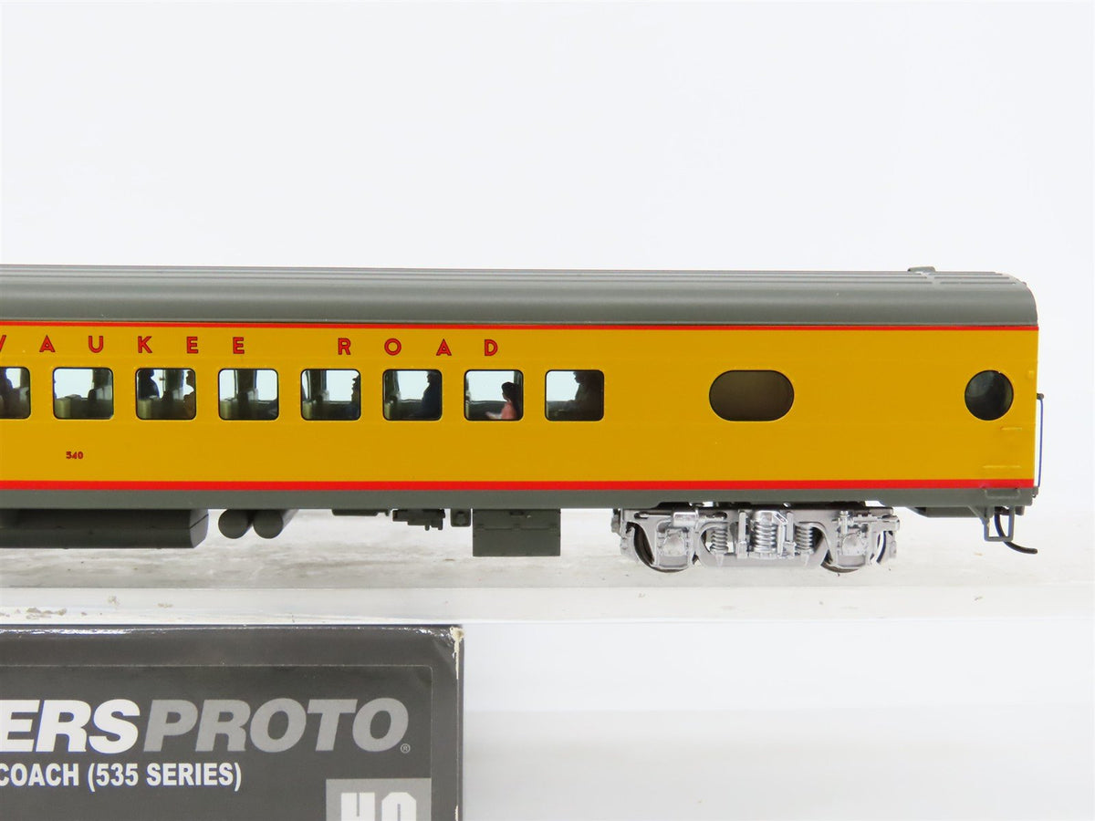 HO Walthers Proto 920-9143 MILW Hiawatha 85&#39; Coach Passenger #540 w/ Lighting