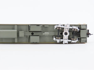 HO Walthers Proto 920-9143 MILW Hiawatha 85' Coach Passenger #540 w/ Lighting