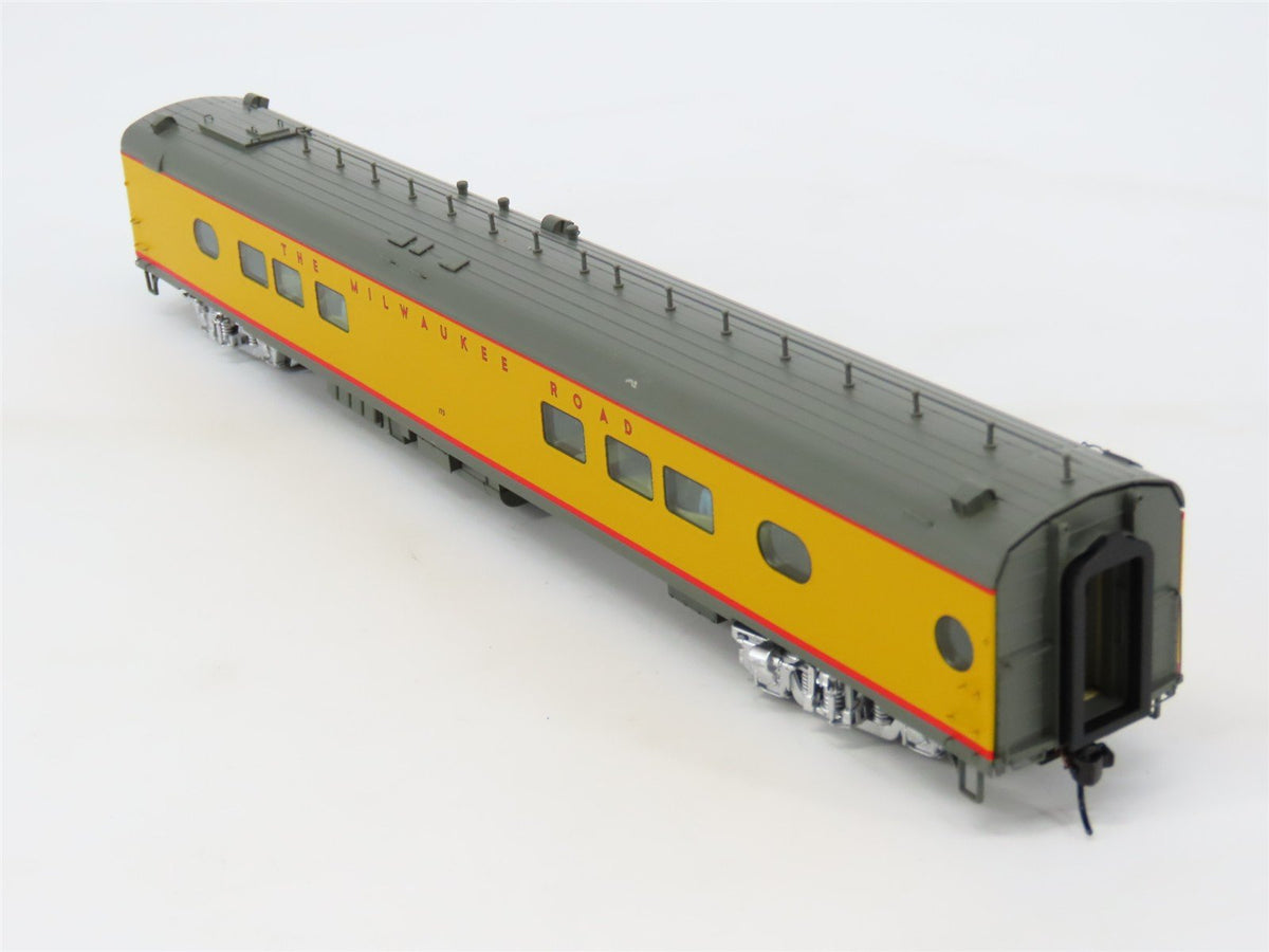 HO Walthers Proto 920-9161 MILW &quot;Cannonball&quot; Tap-Lounge Passenger #173 w/Light