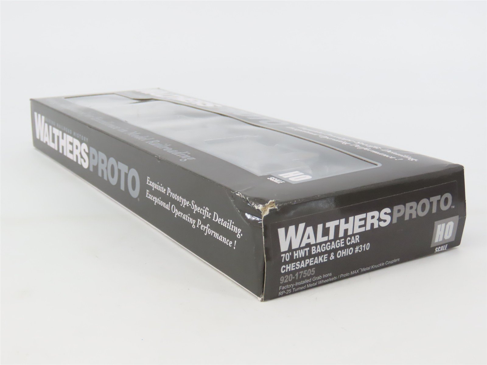 HO Walthers Proto 920-17505 C&O Chesapeake & Ohio 70' Baggage Passenger #310
