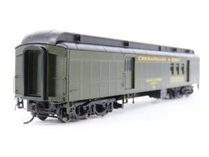 HO Walthers Proto 920-17413 C&O Chesapeake & Ohio 70' RPO-Baggage Passenger #84