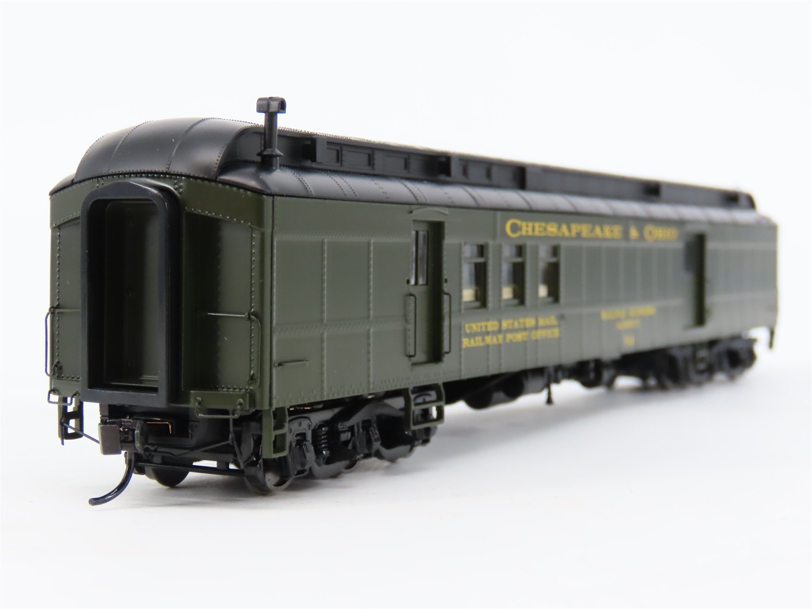 HO Walthers Proto 920-17413 C&O Chesapeake & Ohio 70' RPO-Baggage Passenger #84