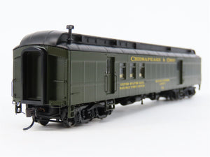 HO Walthers Proto 920-17413 C&O Chesapeake & Ohio 70' RPO-Baggage Passenger #84