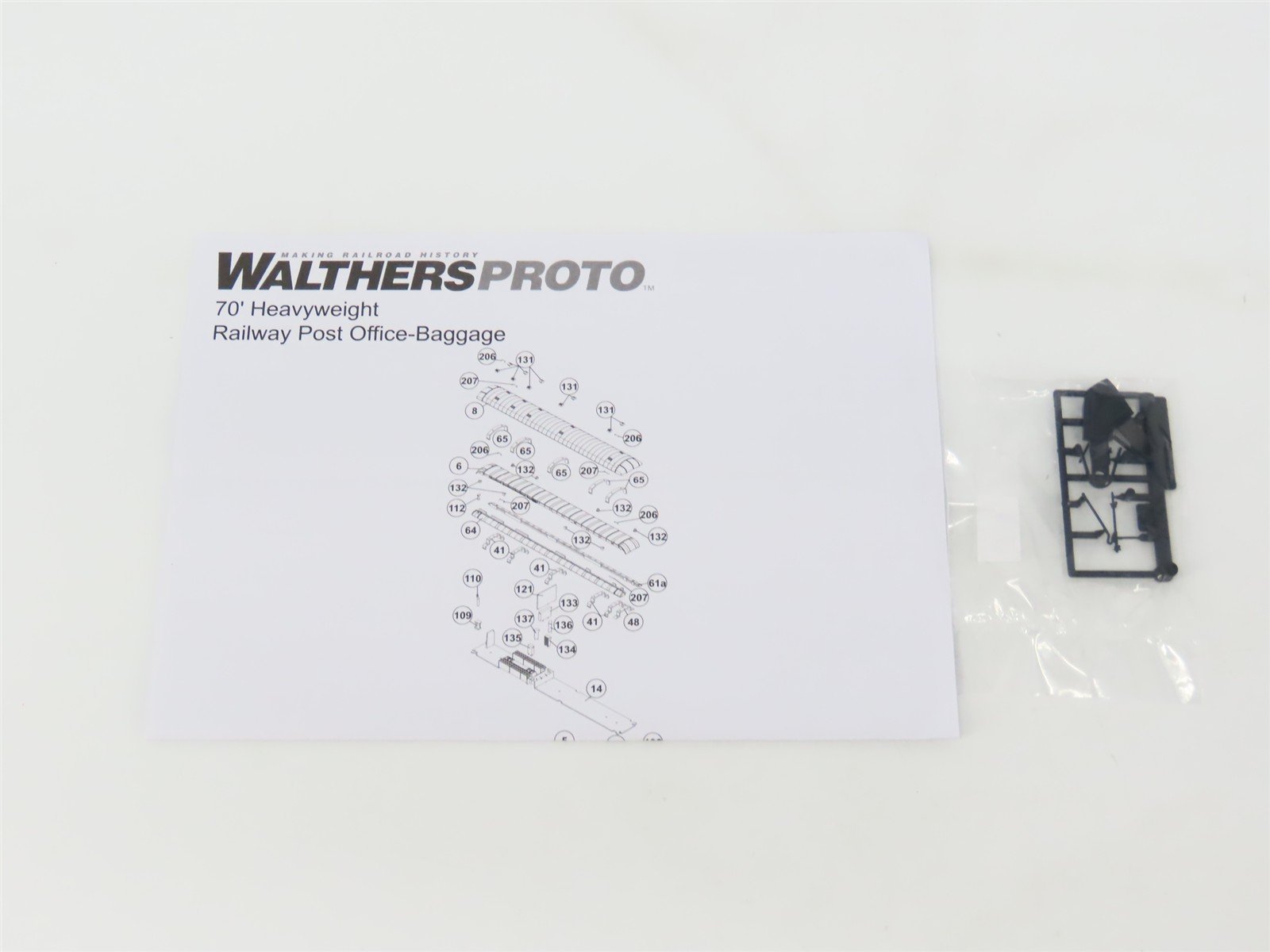 HO Walthers Proto 920-17417 NYC New York Central 70' RPO-Baggage Passenger #5015