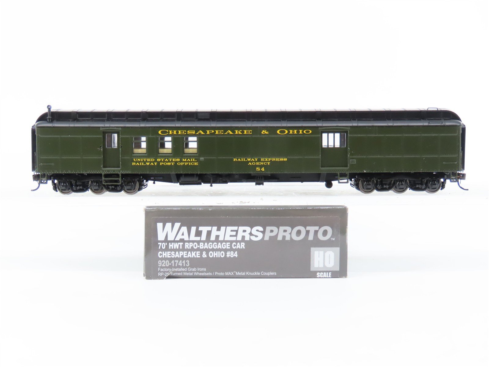 HO Walthers Proto 920-17413 C&O Chesapeake & Ohio 70' RPO-Baggage Passenger #84