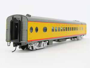 HO Walthers Proto 920-9142 MILW Hiawatha 85' Coach Passenger #501 w/ Lighting