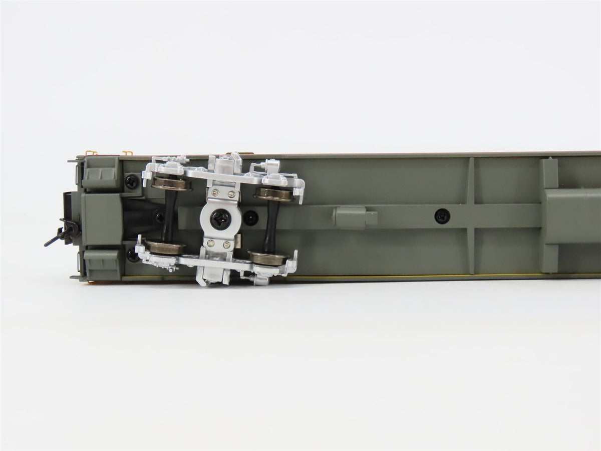 HO Walthers Proto 920-9142 MILW Hiawatha 85&#39; Coach Passenger #501 w/ Lighting