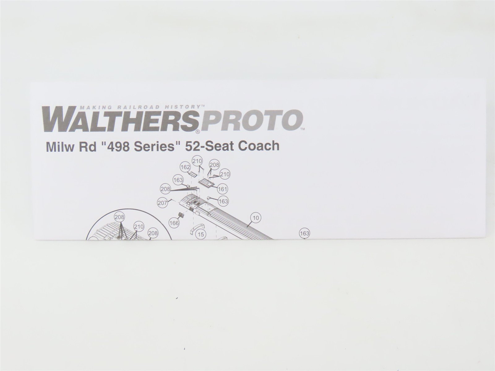 HO Walthers Proto 920-9142 MILW Hiawatha 85' Coach Passenger #501 w/ Lighting