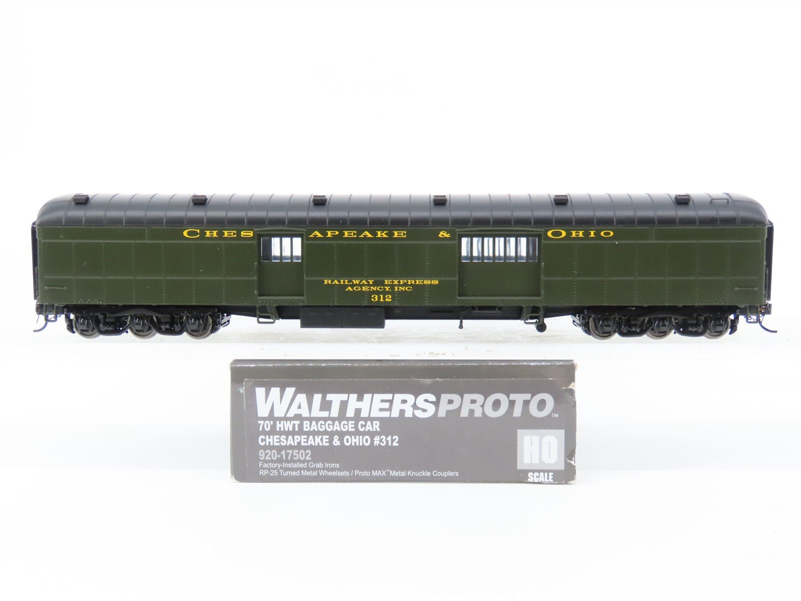 HO Walthers Proto 920-17502 C&O Chesapeake & Ohio 70' Baggage Passenger #312
