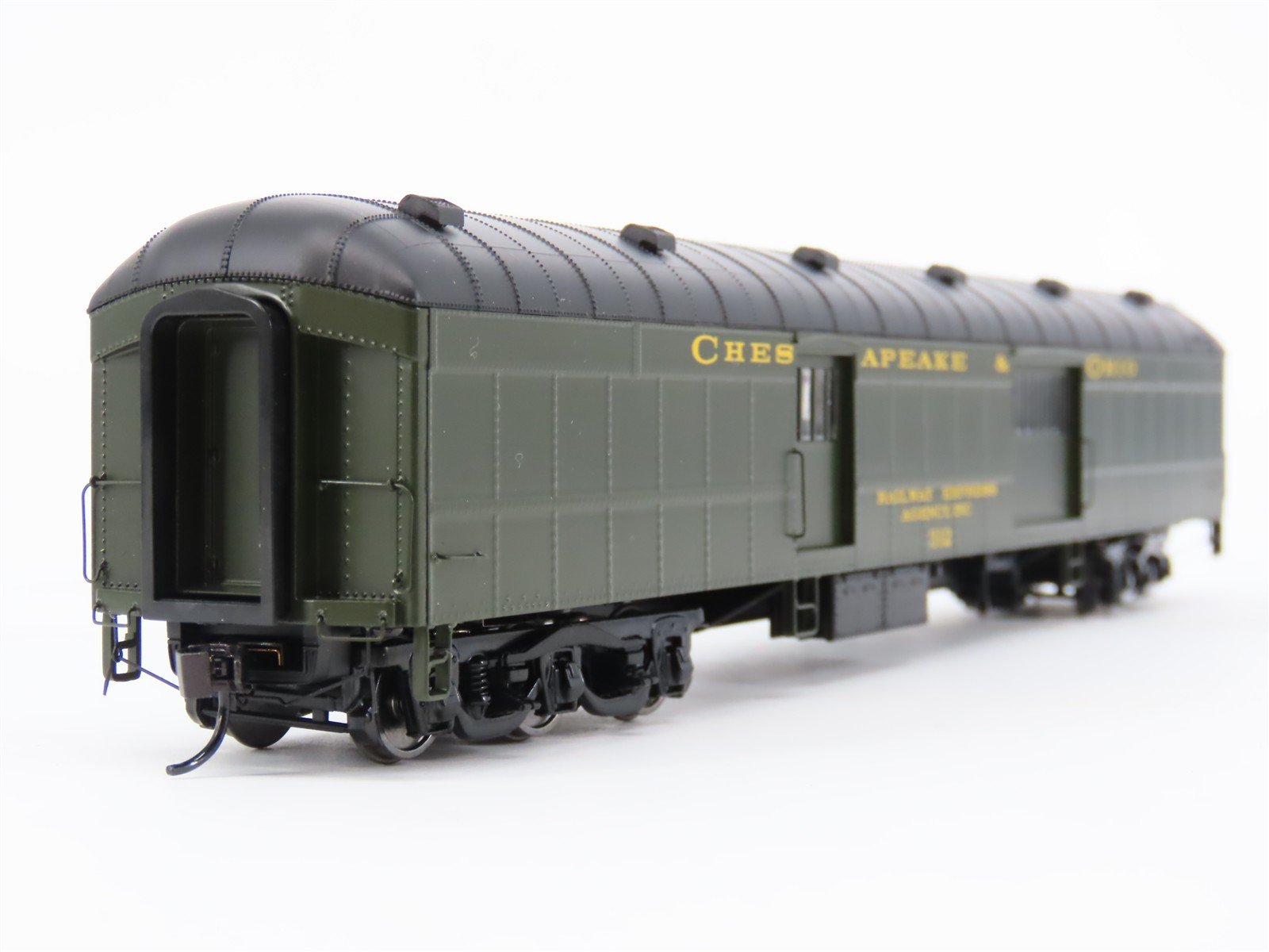 HO Walthers Proto 920-17502 C&O Chesapeake & Ohio 70' Baggage Passenger #312