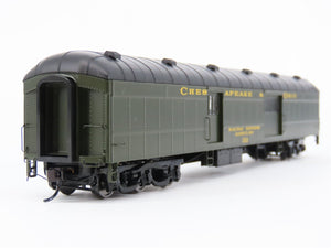 HO Walthers Proto 920-17502 C&O Chesapeake & Ohio 70' Baggage Passenger #312