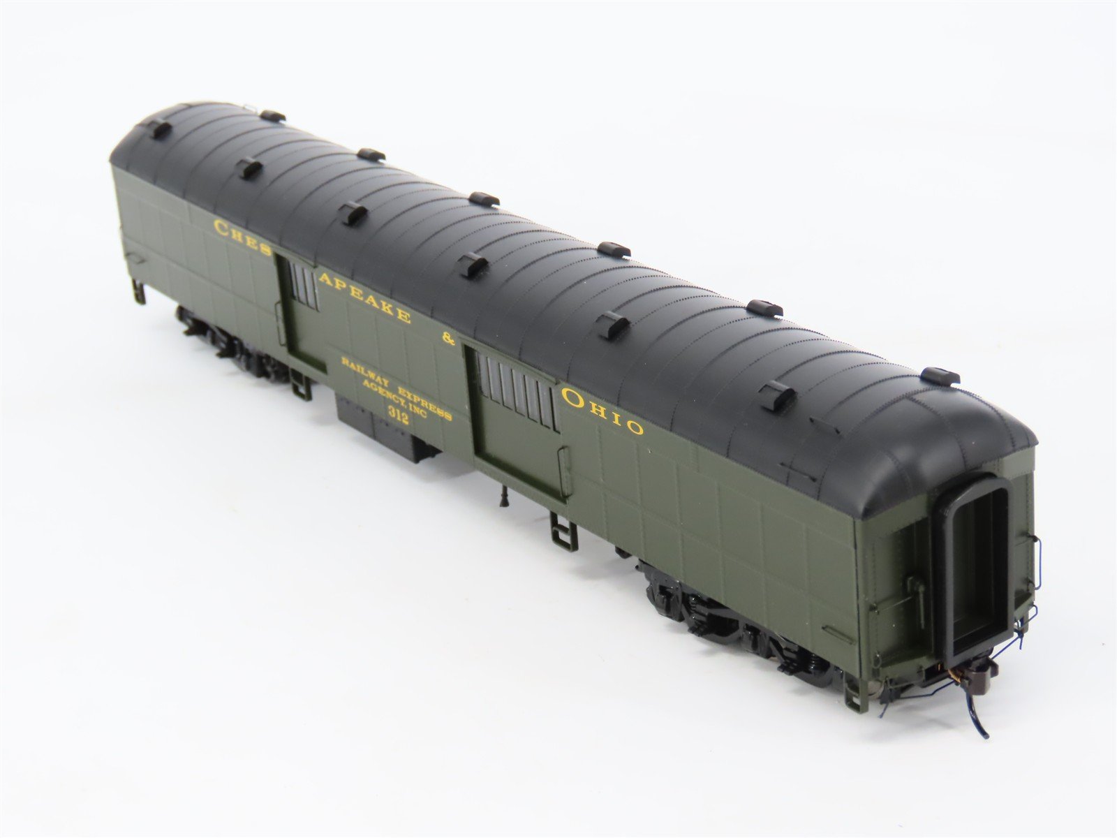 HO Walthers Proto 920-17502 C&O Chesapeake & Ohio 70' Baggage Passenger #312