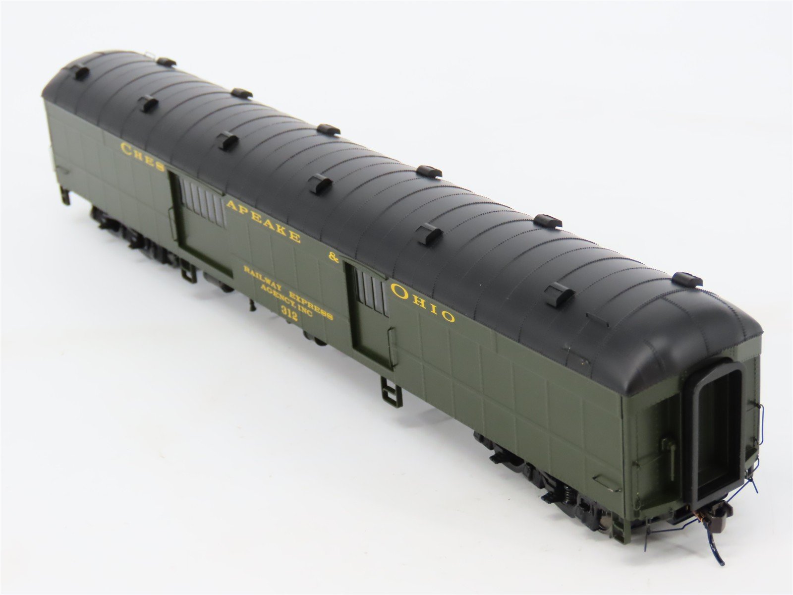 HO Walthers Proto 920-17502 C&O Chesapeake & Ohio 70' Baggage Passenger #312