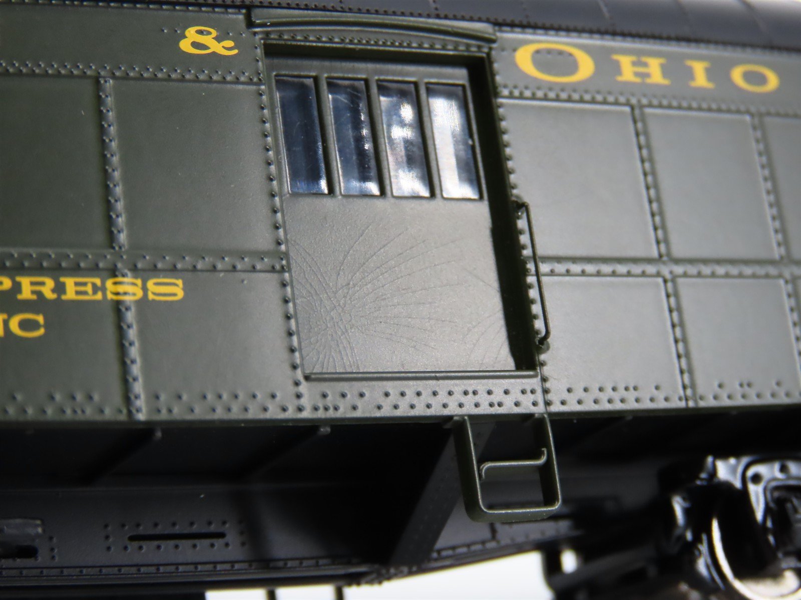 HO Walthers Proto 920-17502 C&O Chesapeake & Ohio 70' Baggage Passenger #312