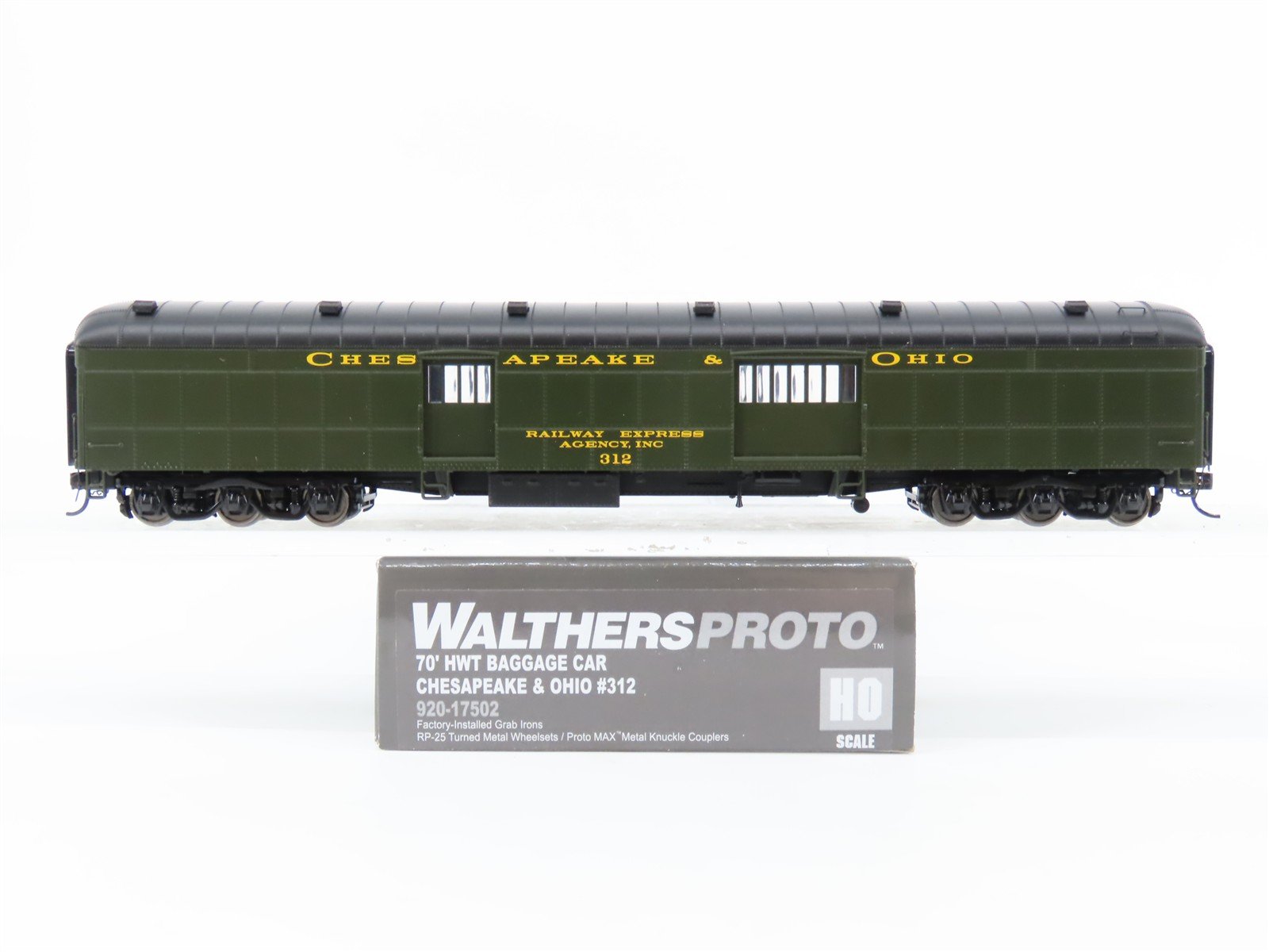 HO Walthers Proto 920-17502 C&O Chesapeake & Ohio 70' Baggage Passenger #312