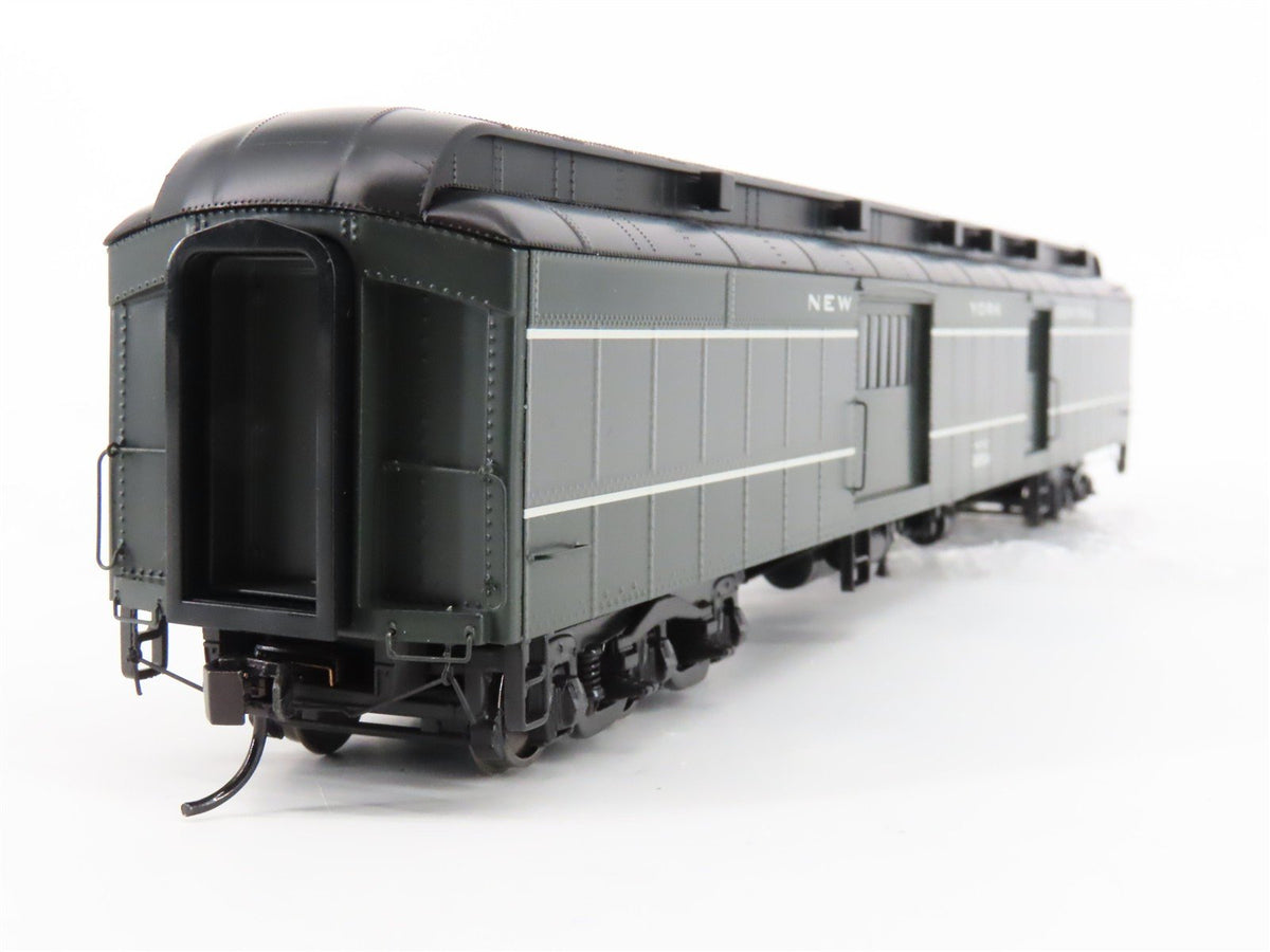 HO Scale Walthers Proto 920-17507 NYC 70&#39; HWT Baggage Passenger Car #8664