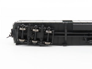 HO Scale Walthers Proto 920-17507 NYC 70' HWT Baggage Passenger Car #8664