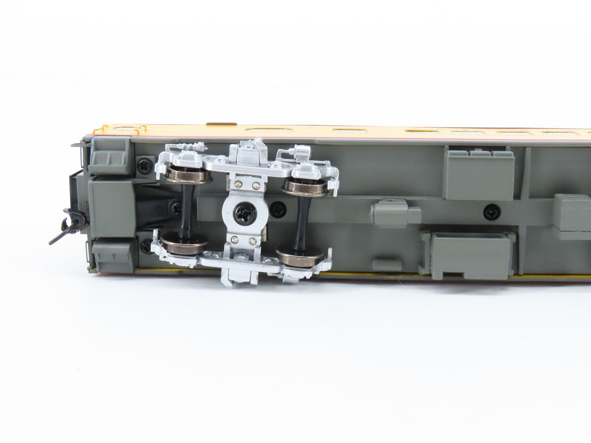 HO Walthers Proto 920-9151 MILW 85&#39; 52-Seat Coach Passenger Car #343 wLights