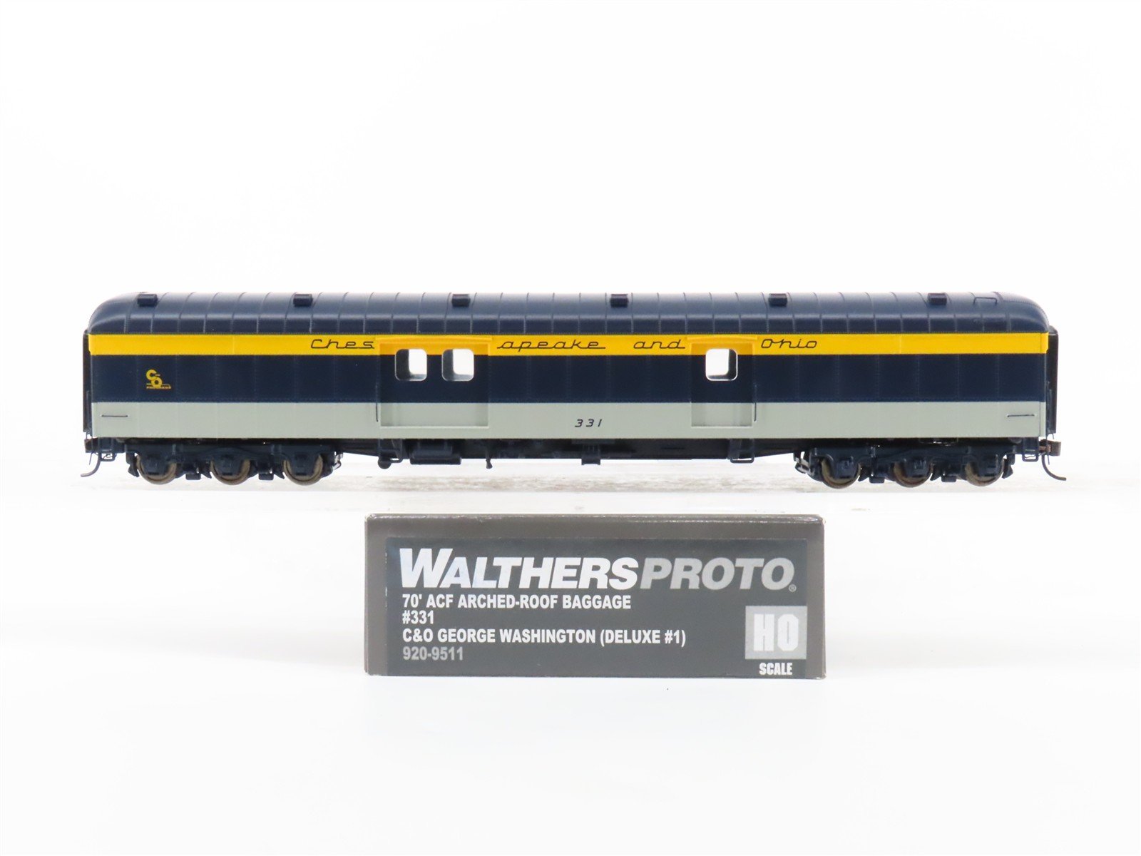 HO Scale Walthers Proto 920-9511 C&O Railway 70' ACF Baggage Passenger Car #331