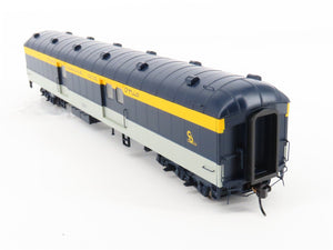 HO Scale Walthers Proto 920-9511 C&O Railway 70' ACF Baggage Passenger Car #331