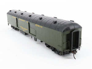 HO Scale Walthers Proto 920-17503 C&O Railway 70' HWT Baggage Passenger Car #317