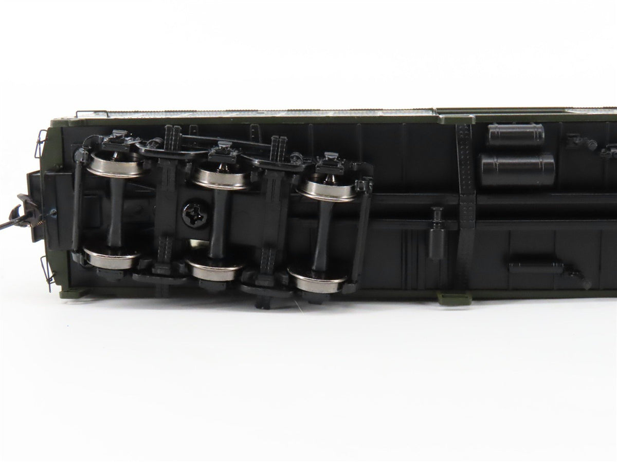 HO Scale Walthers Proto 920-17503 C&amp;O Railway 70&#39; HWT Baggage Passenger Car #317