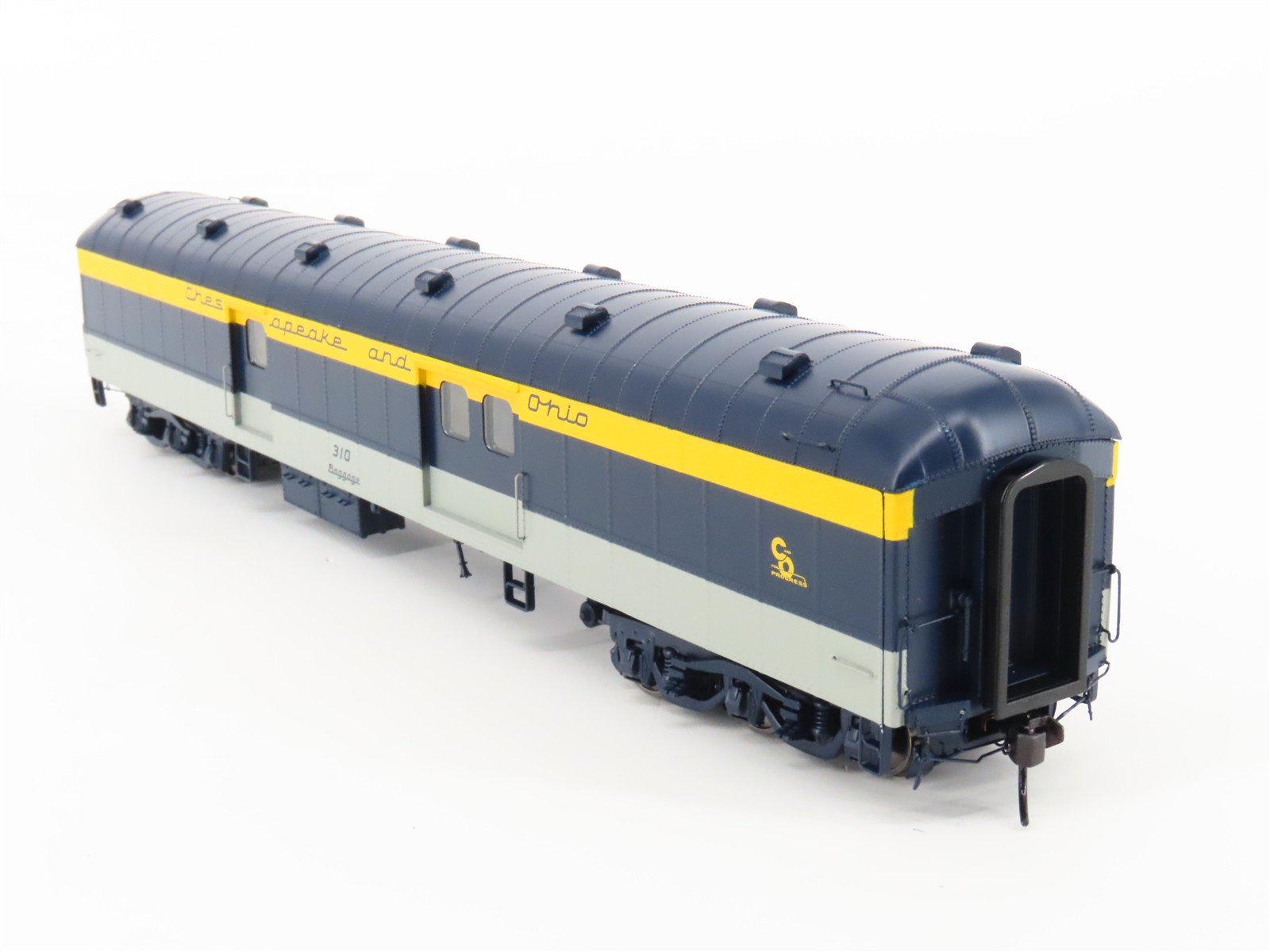 HO Scale Walthers Proto 920-17505 C&O 70' HWT Baggage Passenger Car #310