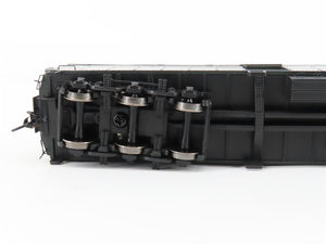 HO Scale Walthers Proto 920-17506 NYC 70' HWT Baggage Passenger Car #8655