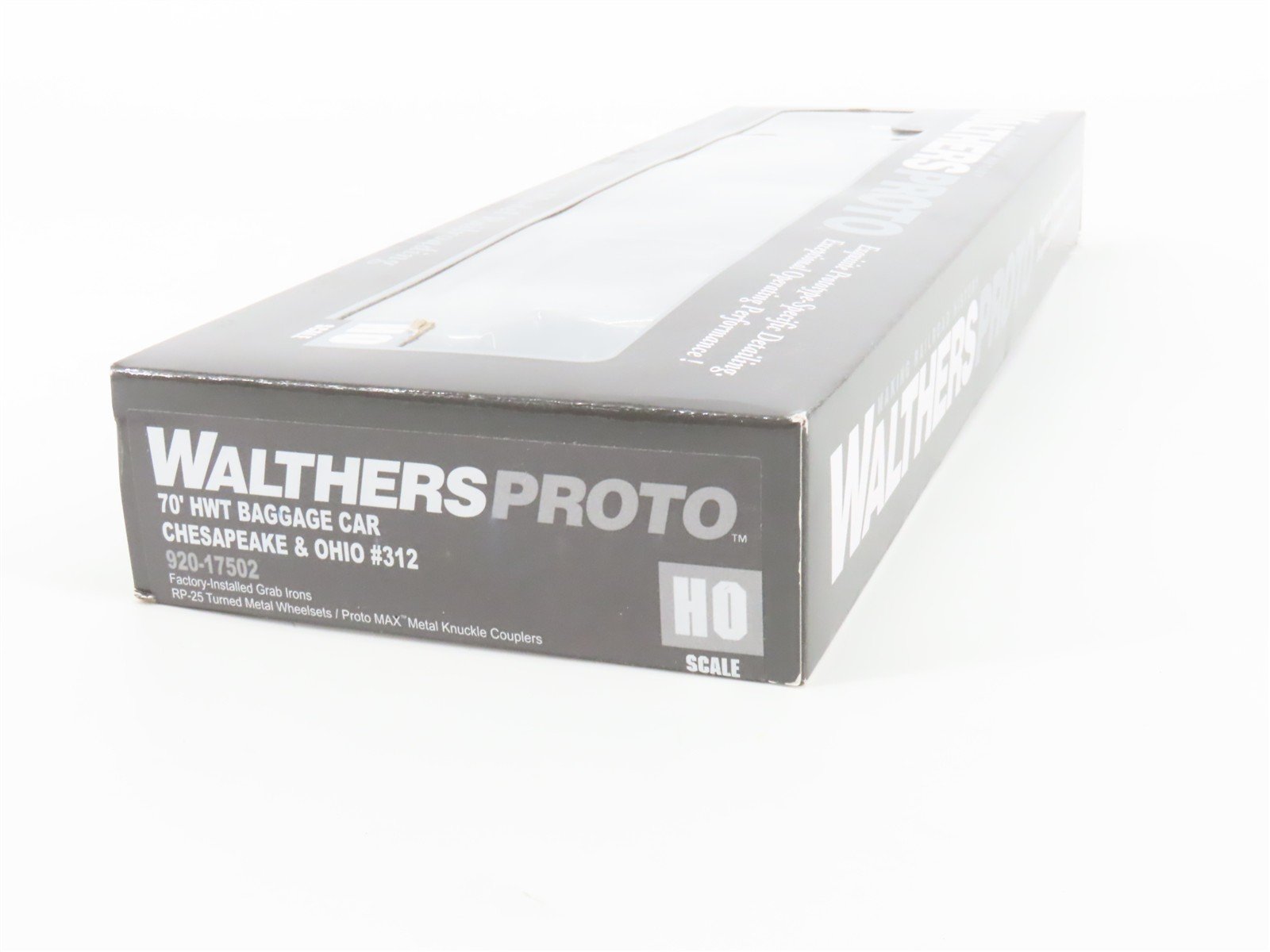HO Scale Walthers Proto 920-17502 C&O Railway 70' HWT Baggage Passenger Car #312