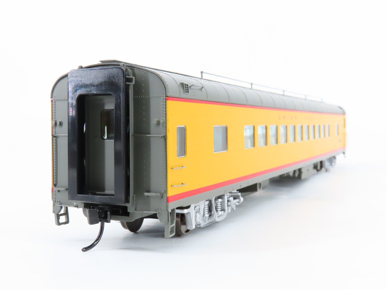 HO Scale Walthers Proto 920-9532 UP 85' ACF44-Seat Coach Passenger Car