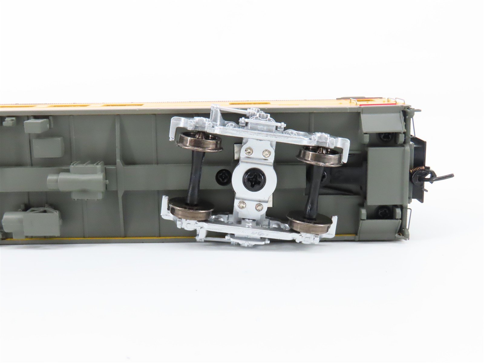 HO Scale Walthers Proto 920-9532 UP 85' ACF44-Seat Coach Passenger Car