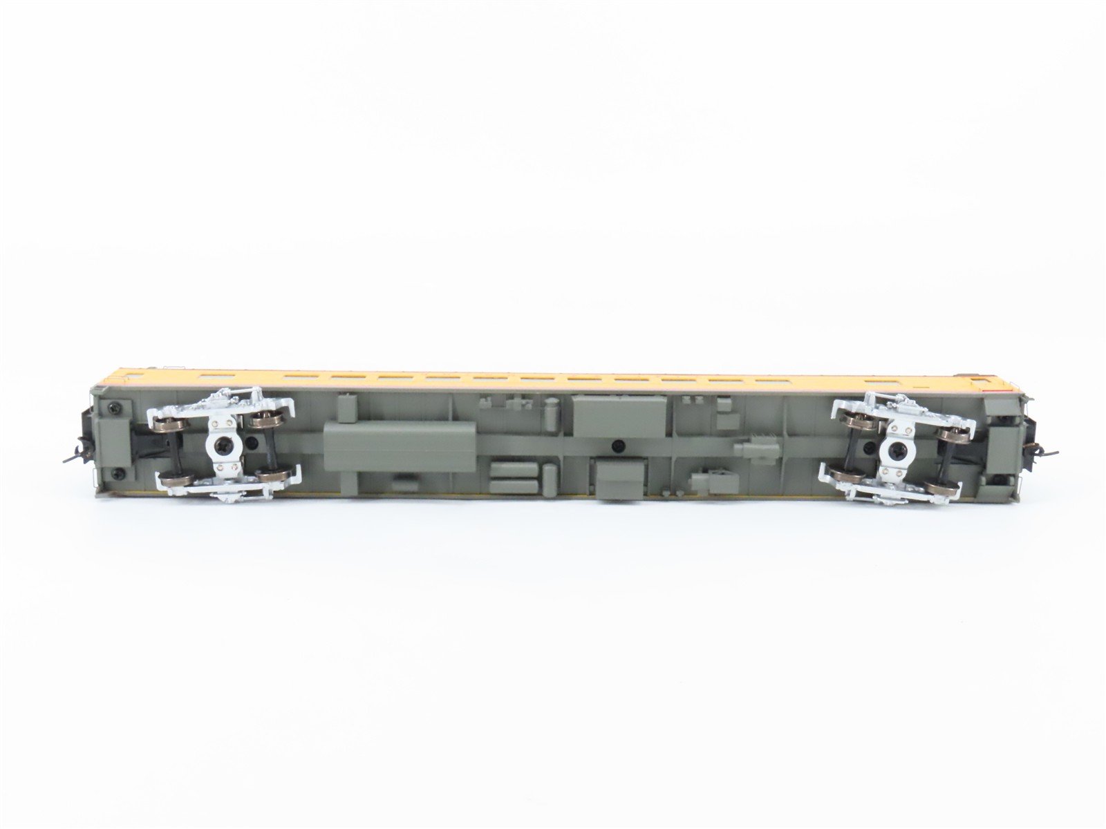 HO Scale Walthers Proto 920-9532 UP 85' ACF44-Seat Coach Passenger Car