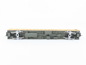 HO Scale Walthers Proto 920-9532 UP 85' ACF44-Seat Coach Passenger Car