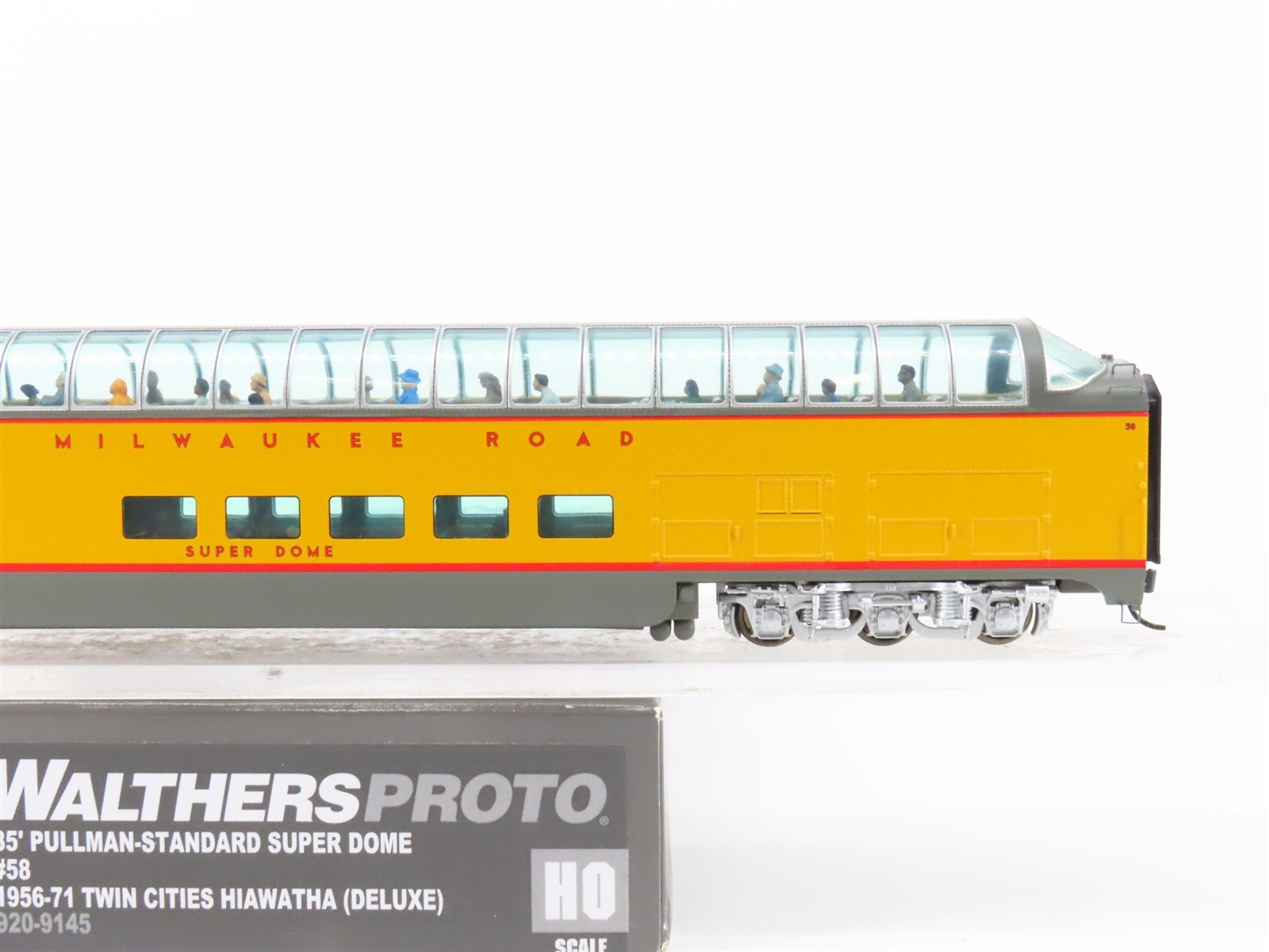 HO Scale Walthers Proto 920-9145 MILW 85' Super Dome Passenger Car #58